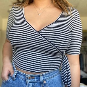 Striped Slim Wrapped Shirt
